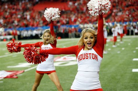 College football cheerleaders in images